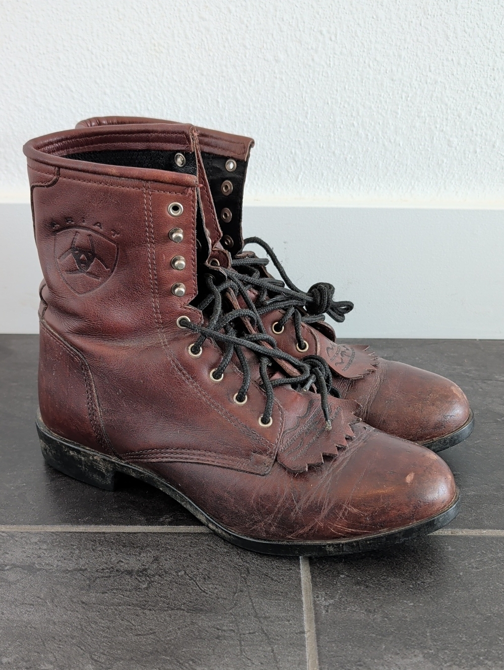Ariat Heritage Advanced Torque Leather Lacer Boots Size 8